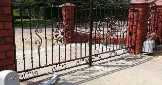 Купить дистанционные ворота Стрежевой, цена от 4123 руб.