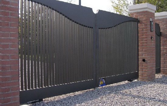 Купить новые ворота Абакан откатные в Стрежевом по цене от 83496 руб